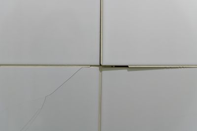 Products For Cracked Tile Repairs in use